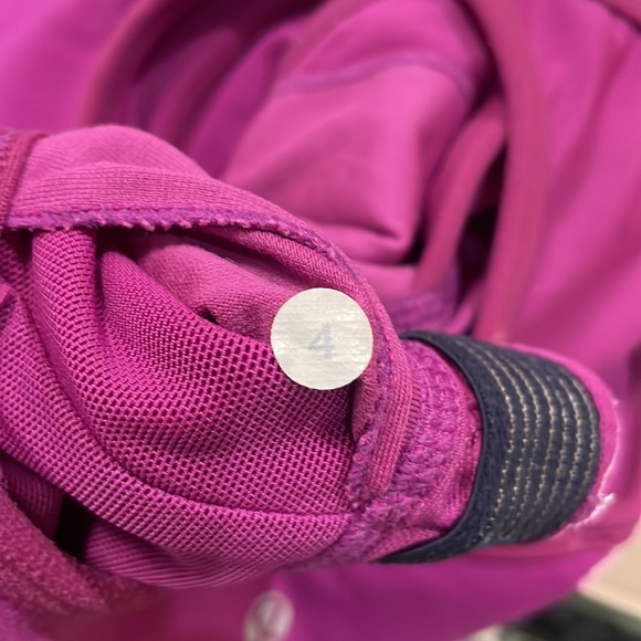 Lululemon Active Tank - Picture 4 of 4